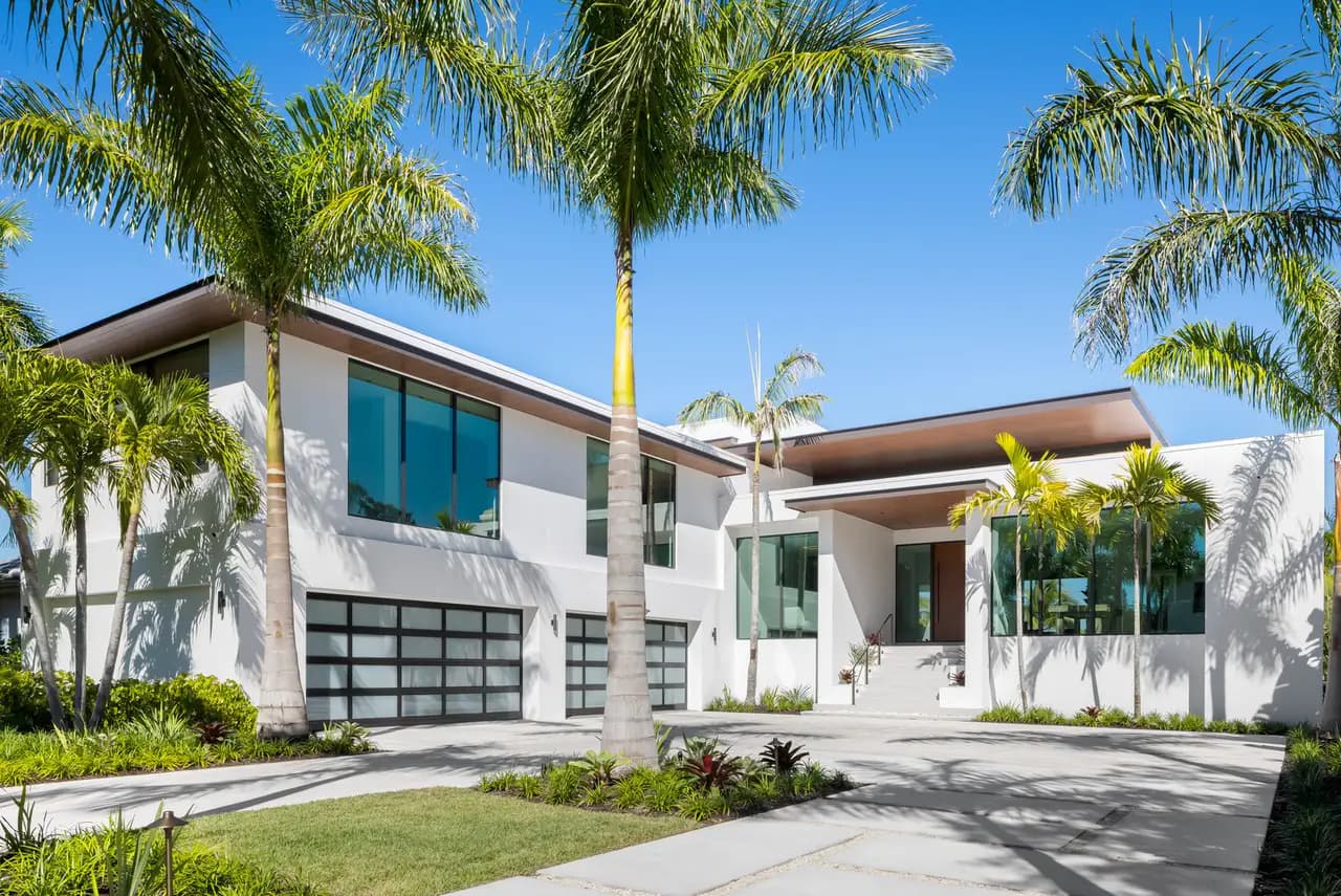 Harbor Acres Estate, view 3