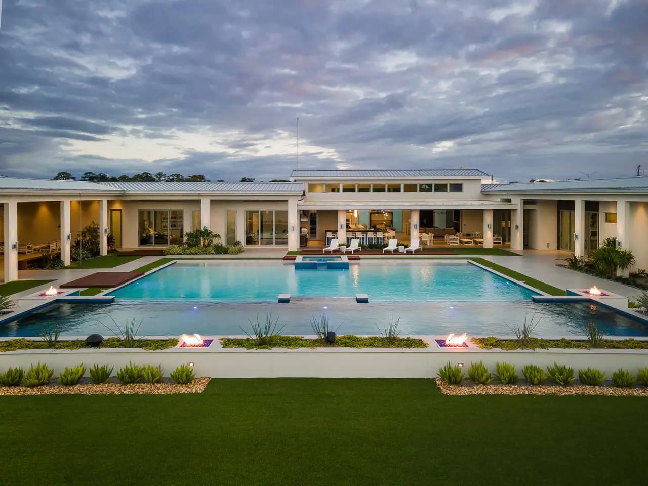Hi-Tech Ranch, view 5
