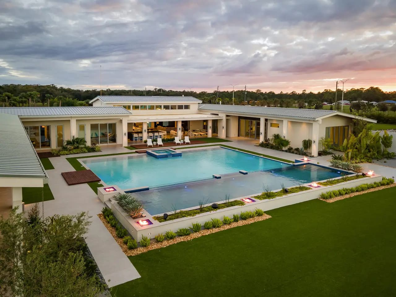 Hi-Tech Ranch, view 6