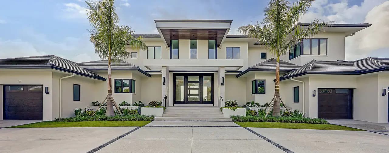 Robin Drive Residence, view 2